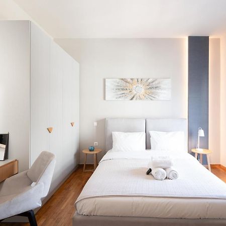 Classy Apartment In Koukaki, Walk To Metro & Acropolis เอเธนส์ ภายนอก รูปภาพ