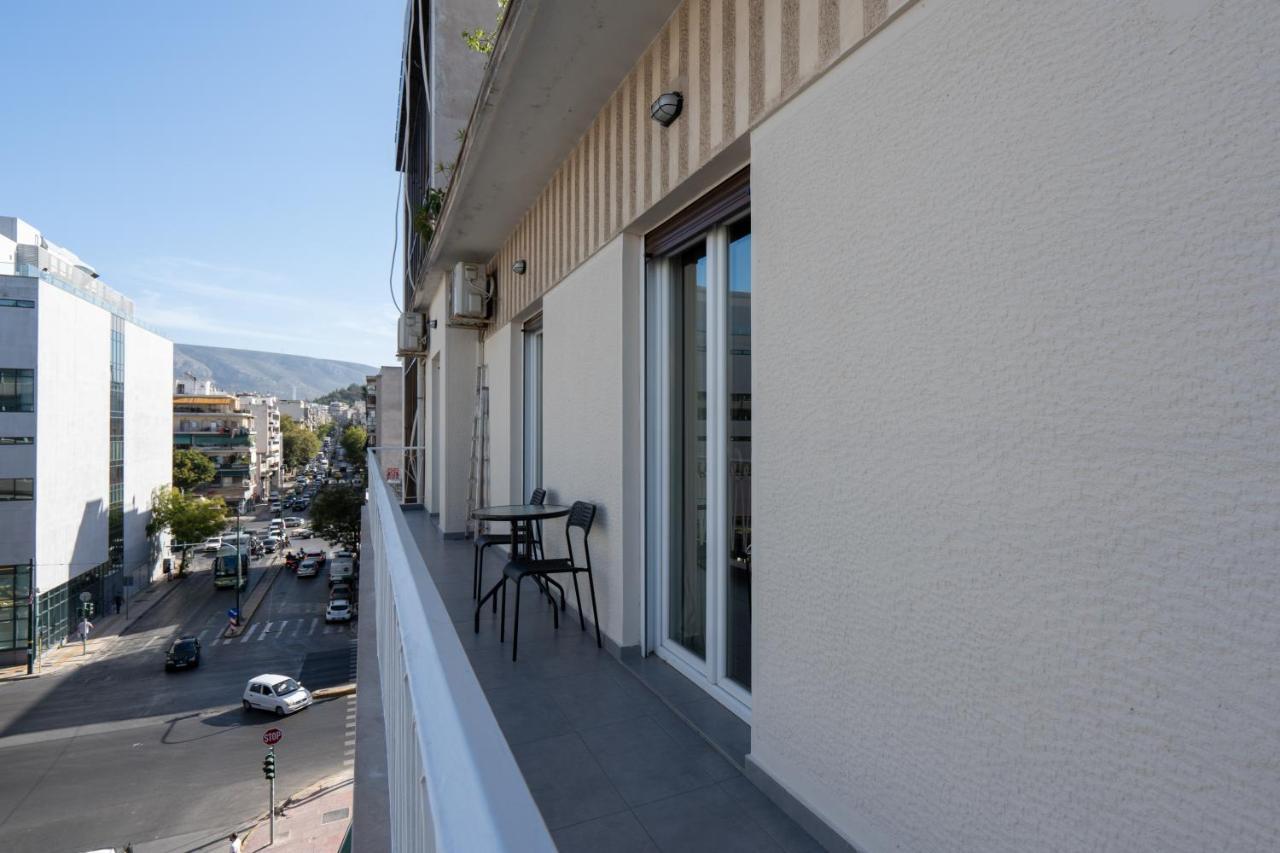 Classy Apartment In Koukaki, Walk To Metro & Acropolis เอเธนส์ ภายนอก รูปภาพ