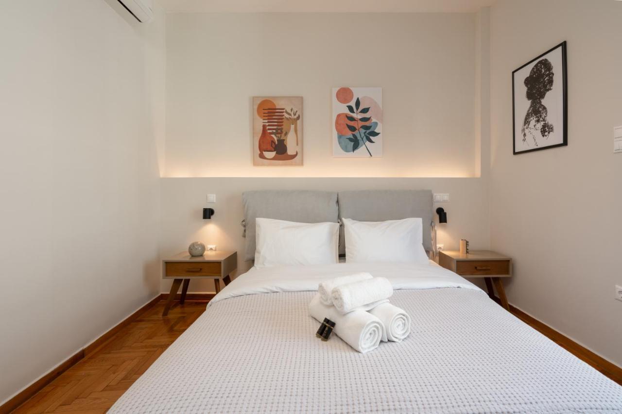 Classy Apartment In Koukaki, Walk To Metro & Acropolis เอเธนส์ ภายนอก รูปภาพ